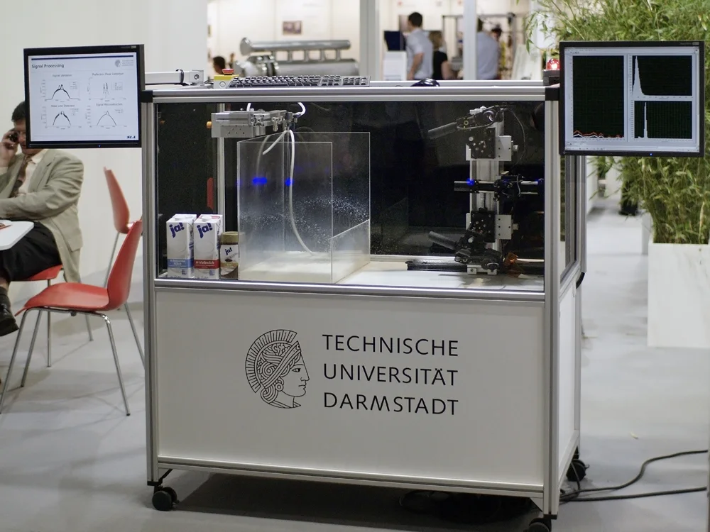 Time-shift measurement demonstrator at the TU Darmstadt stand at ACHEMA 2012